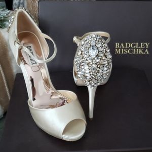 Badgley Mischka Dawn 8